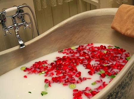 Bagno potente per attirare l'amore (efficace e veloce)