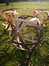 Carica l&#39;immagine nel visualizzatore di Gallery, PENTASFERA 32 CM
