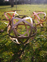 Carica l&#39;immagine nel visualizzatore di Gallery, PENTASFERA 32 CM
